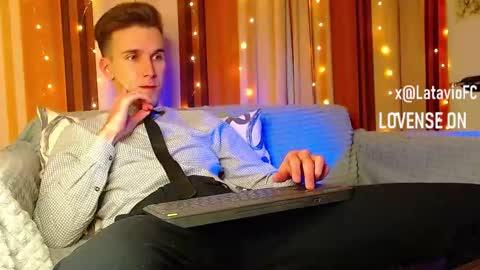 Snapshot of midnighter__ chatting on 12.23.25 Alexey or just Alex online show from 12.23.25