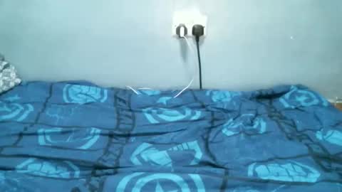 Snapshot of midnightkady chatting on 11.05.25 Caddy online show from 11.05.25