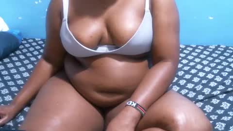 Snapshot of midnightkady chatting on 06.28.26 Caddy online show from 06.28.26
