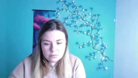 Mariana online show from 10.28.25