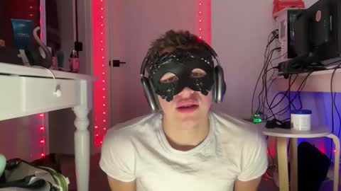 Snapshot of midnightmasc chatting on 03.12.26 midnightmasc online show from 03.12.26