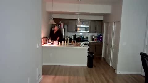 Snapshot of midnightmoonlight777 chatting on 12.19.25 midnightmoonlight777 online show from 12.19.25