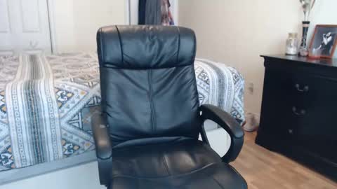 MidsummerNightsDream online show from 03.04.25