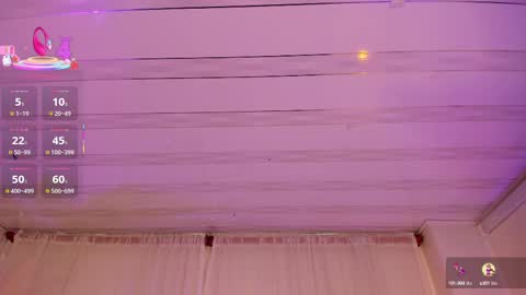 Snapshot of miel_gomez chatting on 03.08.25 miel_gomez online show from 03.08.25