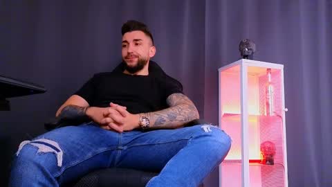 Snapshot of mightyaaron chatting on 02.13.25 MightyAaron online show from 02.13.25