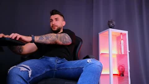 Snapshot of mightyaaron chatting on 02.26.25 MightyAaron online show from 02.26.25