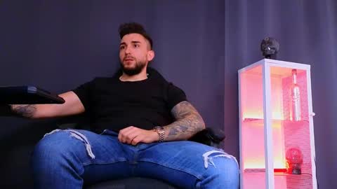 Snapshot of mightyaaron chatting on 03.02.25 MightyAaron online show from 03.02.25