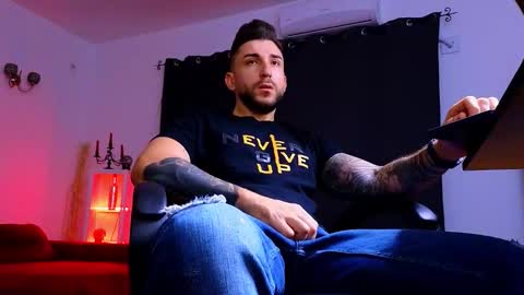 Snapshot of mightyaaron chatting on 09.14.25 MightyAaron online show from 09.14.25