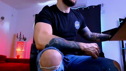 MightyAaron online show from 04.26.26