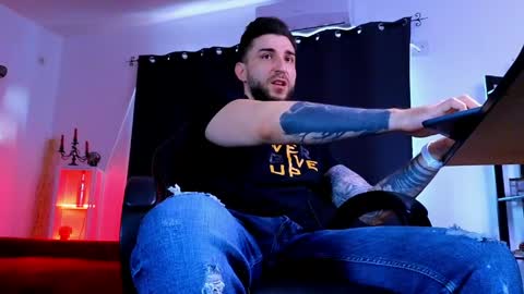 MightyAaron online show from 04.29.26