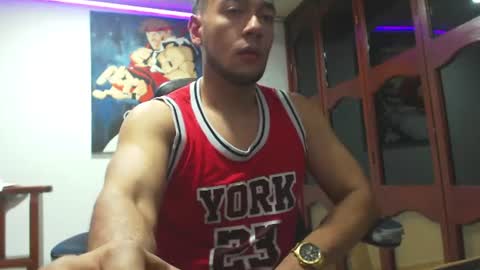 Strong Man online show from 08.04.26