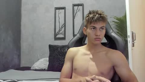 Miguel Hernandez online show from 12.03.24