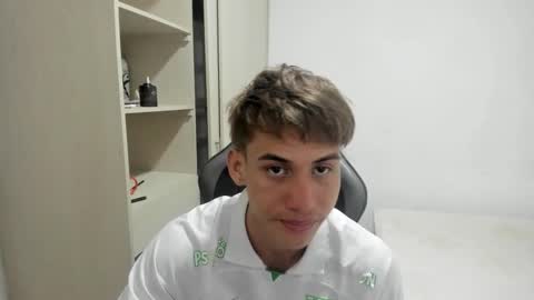 Miguel Hernandez online show from 11.21.25