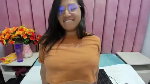 Snapshot of miha_smith chatting on 09.27.25 Miha online show from 09.27.25