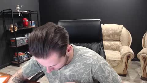 Misha Winchester online show from 11.19.25