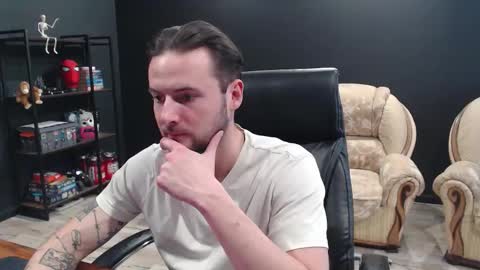 Misha Winchester online show from 11.25.25