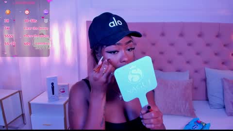 Miia Schwarz  online show from 01.13.25