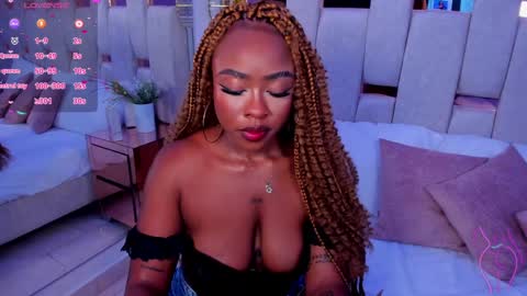 Miia Schwarz  online show from 02.01.25