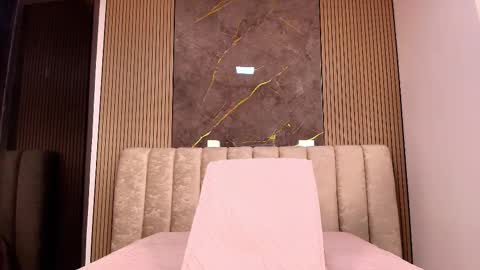 Snapshot of miia_scoott_ chatting on 12.02.25 miia scoott online show from 12.02.25