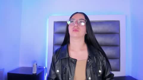 Snapshot of miia_spencer chatting on 03.01.26 Mia online show from 03.01.26