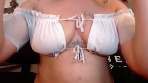 miia online show from 11.28.25