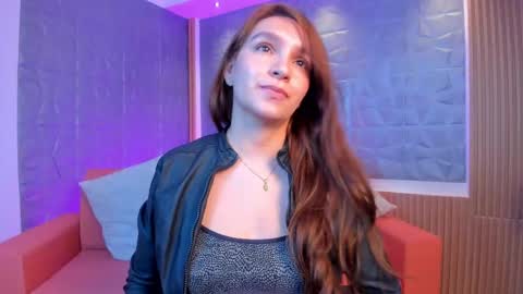 Miia 3 online show from 02.22.25