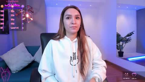 Miia 3 online show from 11.06.25