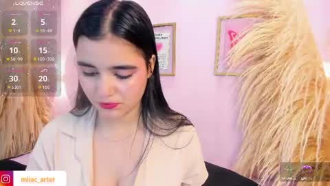 Snapshot of miiacarter_ chatting on 07.20.26 MIA online show from 07.20.26