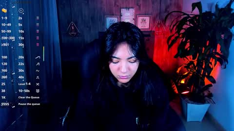 Snapshot of miichael_black chatting on 11.03.25 Michael Black online show from 11.03.25