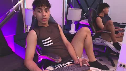 Snapshot of miikeothon chatting on 04.02.26 miikeothon online show from 04.02.26