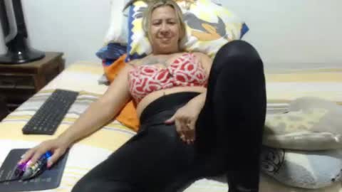 Miilu74 online show from 11.17.25