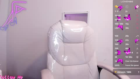 Snapshot of miiss_greyy chatting on 01.20.25 miiss_greyy online show from 01.20.25