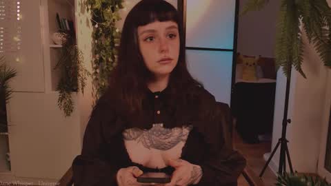 Snapshot of mika_moon_ chatting on 11.24.25 mika_moon_ online show from 11.24.25