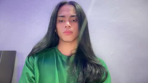 mika_pedersen online show from 09.29.25