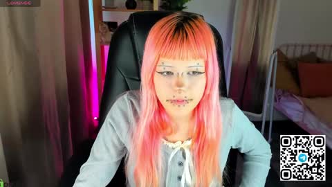 Mika online show from 04.25.26