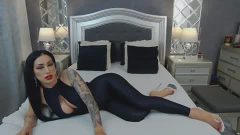 Snapshot of mikaelajensen chatting on 06.28.26 Mikaela online show from 06.28.26