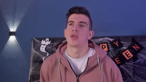 mikael online show from 10.28.25