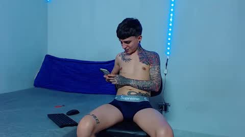 Mike IMDEPENDIENT MODEL online show from 03.03.25