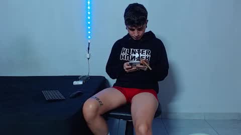 Mike IMDEPENDIENT MODEL online show from 11.14.25