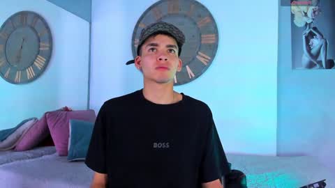 Mike 0233 online show from 01.17.25