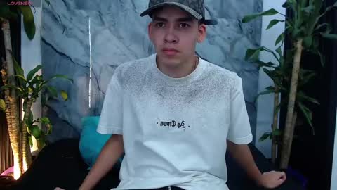 Mike 0233 online show from 02.15.25