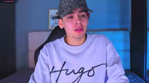 Mike 0233 online show from 02.18.25