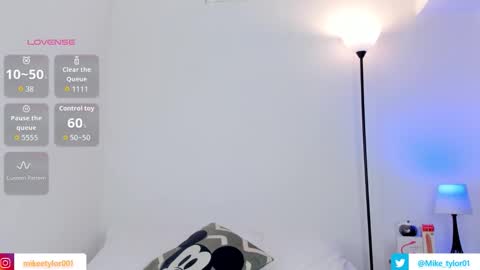 Snapshot of mike__tylor01 chatting on 02.03.26 Mike Tylor online show from 02.03.26