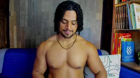 Snapshot of mike_estevess chatting on 02.22.25 online show from 02.22.25