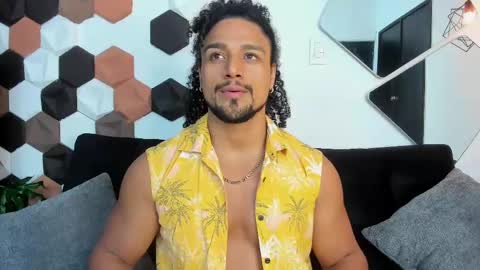   online show from 03.08.25