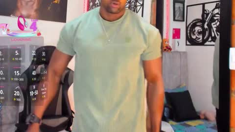 Snapshot of mike_kilian1 chatting on 12.21.25 mike kilian1 online show from 12.21.25