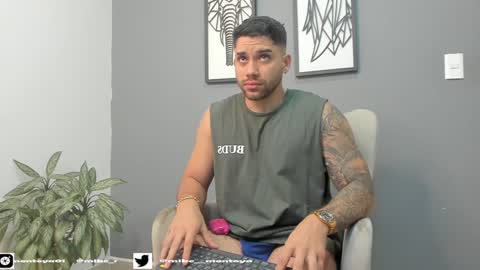 Snapshot of mike_montoya chatting on 01.15.25 Mike Montoya online show from 01.15.25