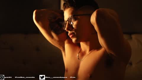 Snapshot of mike_montoya chatting on 01.23.25 Mike Montoya online show from 01.23.25