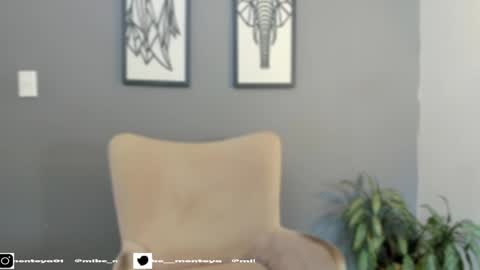 Snapshot of mike_montoya chatting on 01.30.25 Mike Montoya online show from 01.30.25