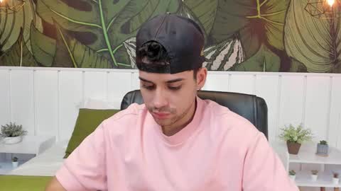 Snapshot of mike_montoya chatting on 11.13.25 Mike Montoya online show from 11.13.25